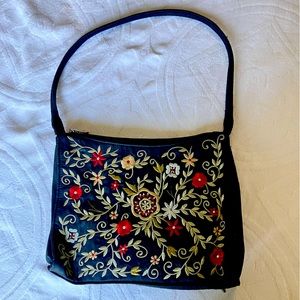 Frankie & Johnnie Floral Embroidered handbag